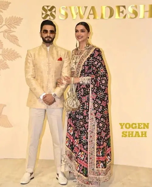 ساری گلدوزی‌شده دیپیکا