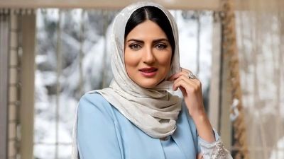 ویدئوی افشا شده از الناز شاکردوست و خواهرش در ورزشگاه فوتسال! + فیلم