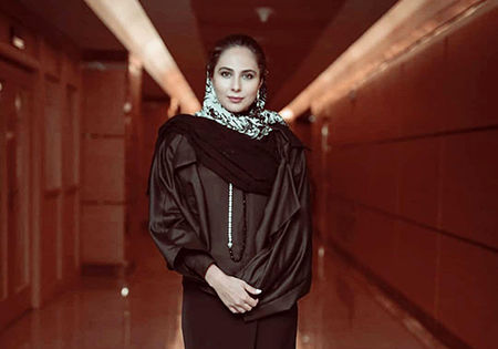 رعنا آزادی ور,بیوگرافی رعنا آزادی ور,تصاویر رعنا آزادی ور