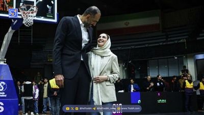 فیلم عروسی رضا شکاری بازیکن پرسپولیس با زن زیبای روسی اش بعد عروسی آرام جعفری و بابک انصاری / چه لباس عروس زیبای ایرانی ای ...