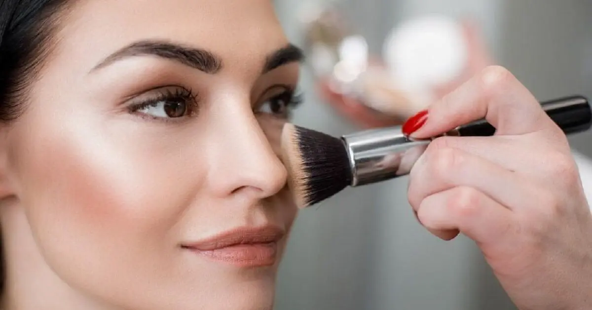 ترفندهای آرایشی ساده اما فوق‌العاده؛ این نکات را هر دختری باید بداند!