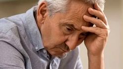 
نشانه‌هایی از آلزایمر که با روند پیری طبیعی اشتباه گرفته می‌شوند

