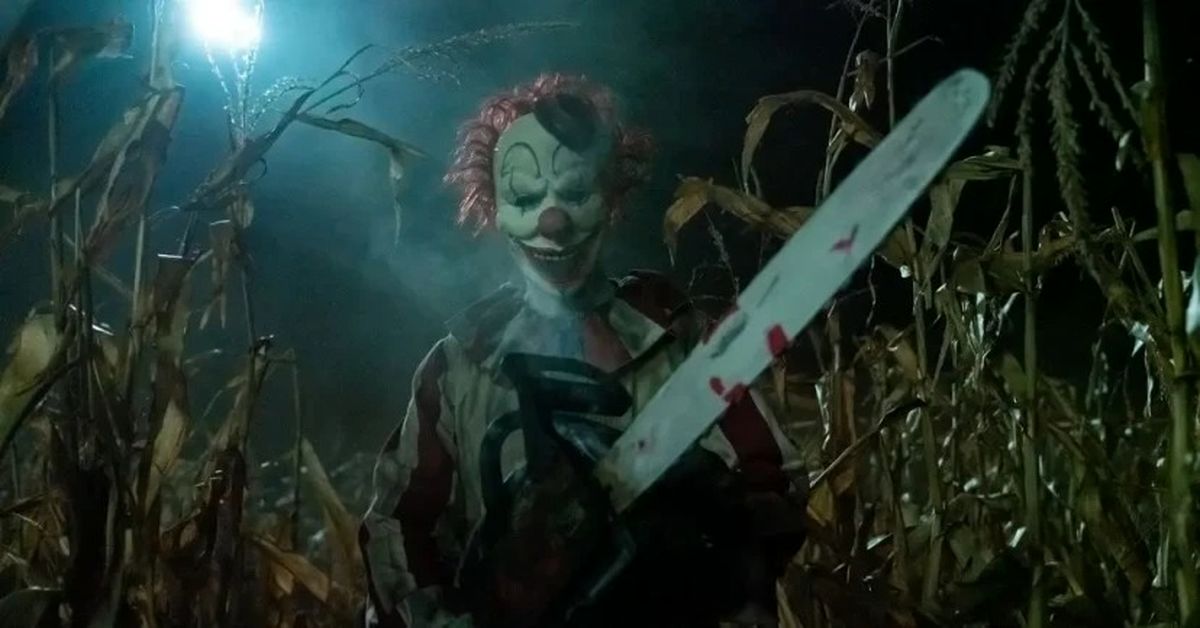 فیلم clown in a cornfield؛ خلاصه داستان و بازیگران فیلم دلقک در مزرعه ذرت