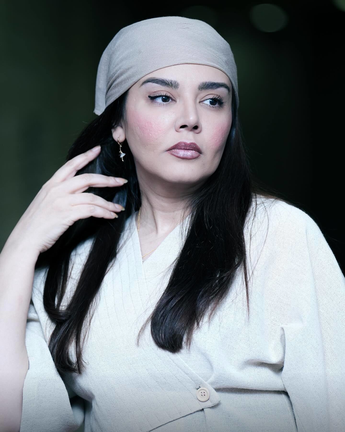 ندا قاسمی بازیگر و صدا پیشه