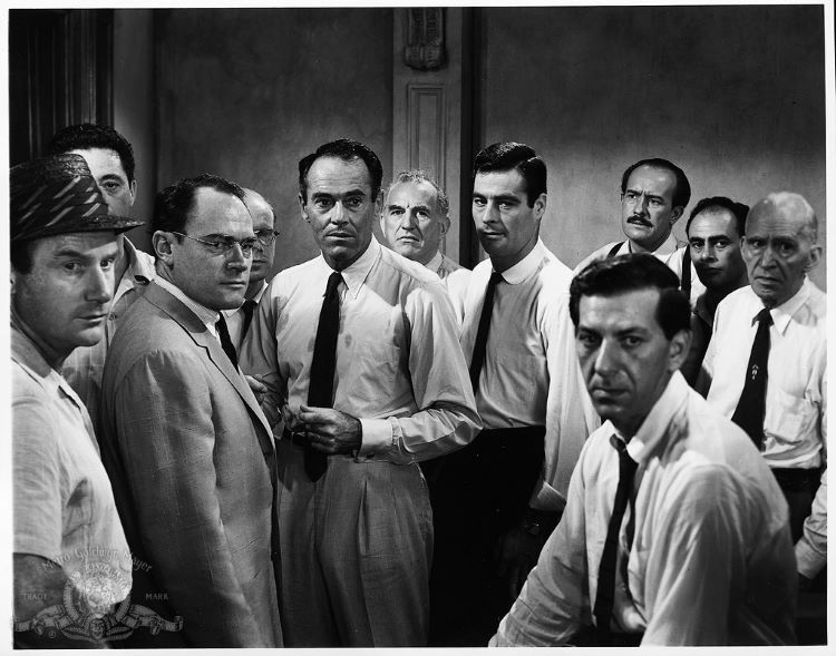 12 Angry Men - فیلم 12 مرد خشمگین