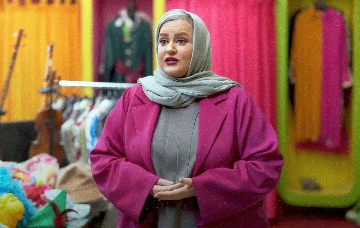 چیدمان خانه مجردی نعیمه نظام‌دوست؛ تلفیقی از سنت و شکوه در دکوراسیون + ویدیو