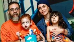 شبنم قربانی و همسر جنتلمنش در یک قاب عاشقانه؛ تصویری متفاوت از ستاره سریال طوبی در ماشین شخصی