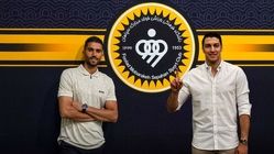 اخباری: اختلافی با حسینی ندارم و هردو برای موفقیت سپاهان تلاش می‌کنیم