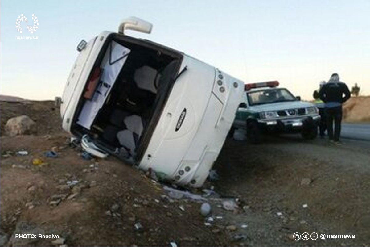 ببینید | اولین تصاویر از واژگونی اتوبوس در محور تبریز – آذرشهر