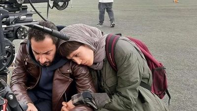 استوری معنادار علی شادمان با قلب صورتی برای فرشته حسینی 