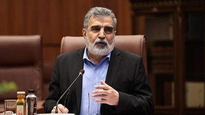 وزیر دفاع پاکستان؛ به هر شکل ممکن کنار ایران ایستاده ایم
