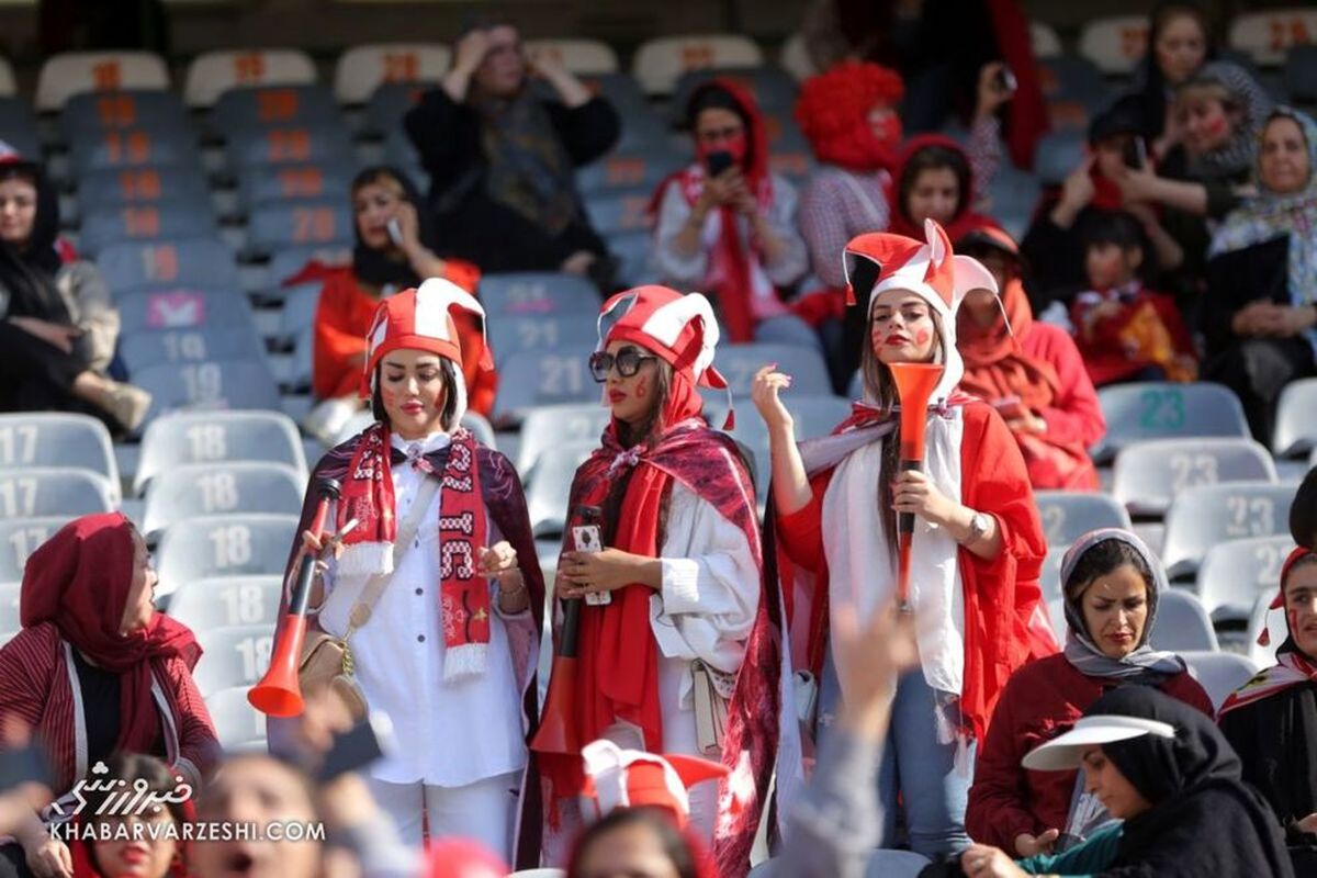 شکایت پرسپولیس از تماشاگران زن سپاهان