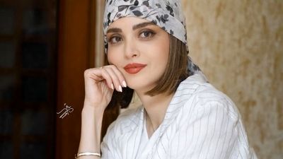 تصاویری دیدنی از هنر بهنوش طباطبایی در نمایشگاه کتاب + عکس
