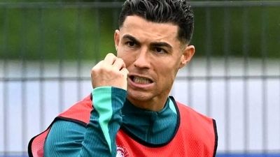 رونالدو برای سرمربیگری ژسوس در النصر وارد عمل شد