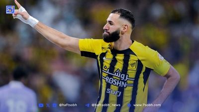 کاپیتان سابق رئال مادرید کعبه را طواف کرد