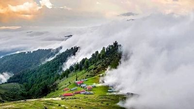 این کلیسا ۵ کیلومتر سفر کرد! (ویدیو)