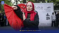 مادربزرگ‌هایی با کفش ورزشی و چمدان آماده