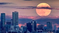 «ابر ماه خاویاری» در آسمان امشب تهران+ ویدئو