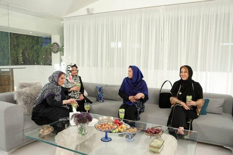 خونه فریبا نادری بفرمایید شام