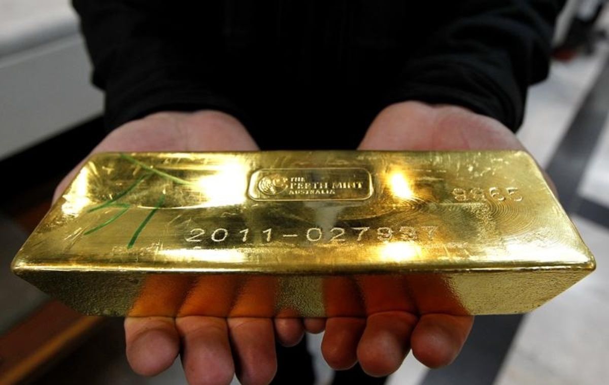 قیمت جهانی طلا؛ اونس جهانی بی رحمانه میتازد!