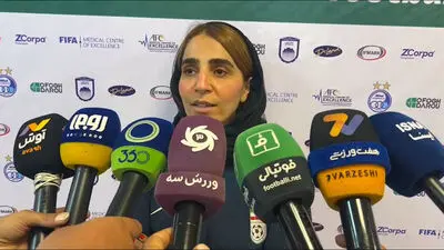 قراب: فوتبال زمان ما باشکوه بود؛ تاج به ما شخصیت داد