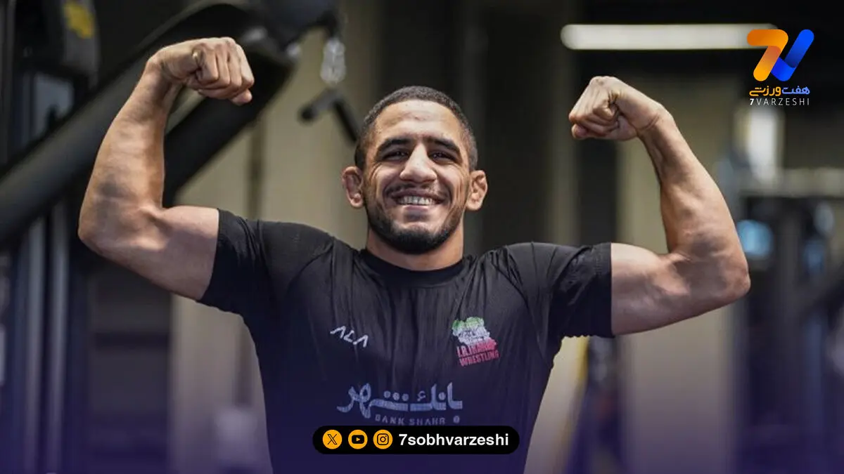 عموزاد: فقط روی تشک کشتی بی‌رحمم؛ بیرون از تشک مهربانم!
