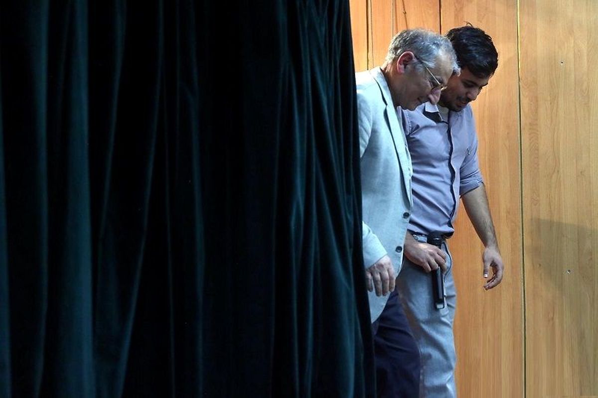 ماجرای تکذیب اظهارنظر انتخاباتی صادق زیباکلام