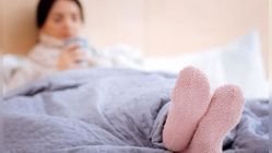 خوابیدن با جوراب خطرناک است؟