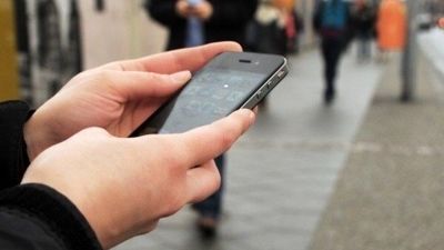۳۳ گوشی همراه سرقتی در کرمانشاه پیدا شد