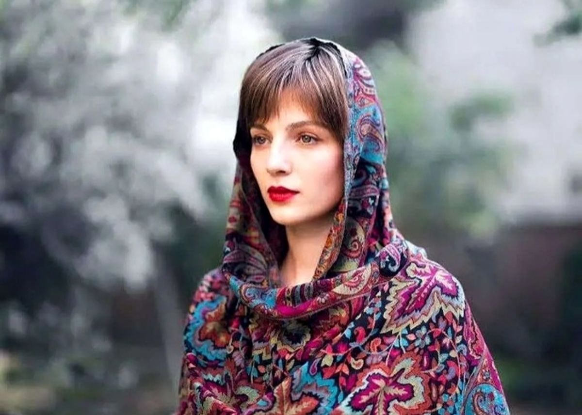 عکس پرتره هالیوودی جذاب از شیرین سریال تاسیان / هرکی ندونه نمیفهمه این خانم بازیگر ایرانیه!