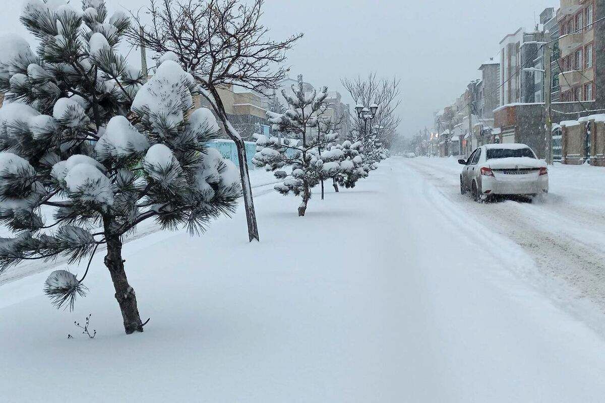 مدارس و ادارات مازندران تعطیل، بانکها با محدودیت فعالند