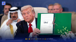 لحظه امضای توافق صلح غزه توسط ترامپ و سران کشورها در شرم‌الشیخ + فیلم