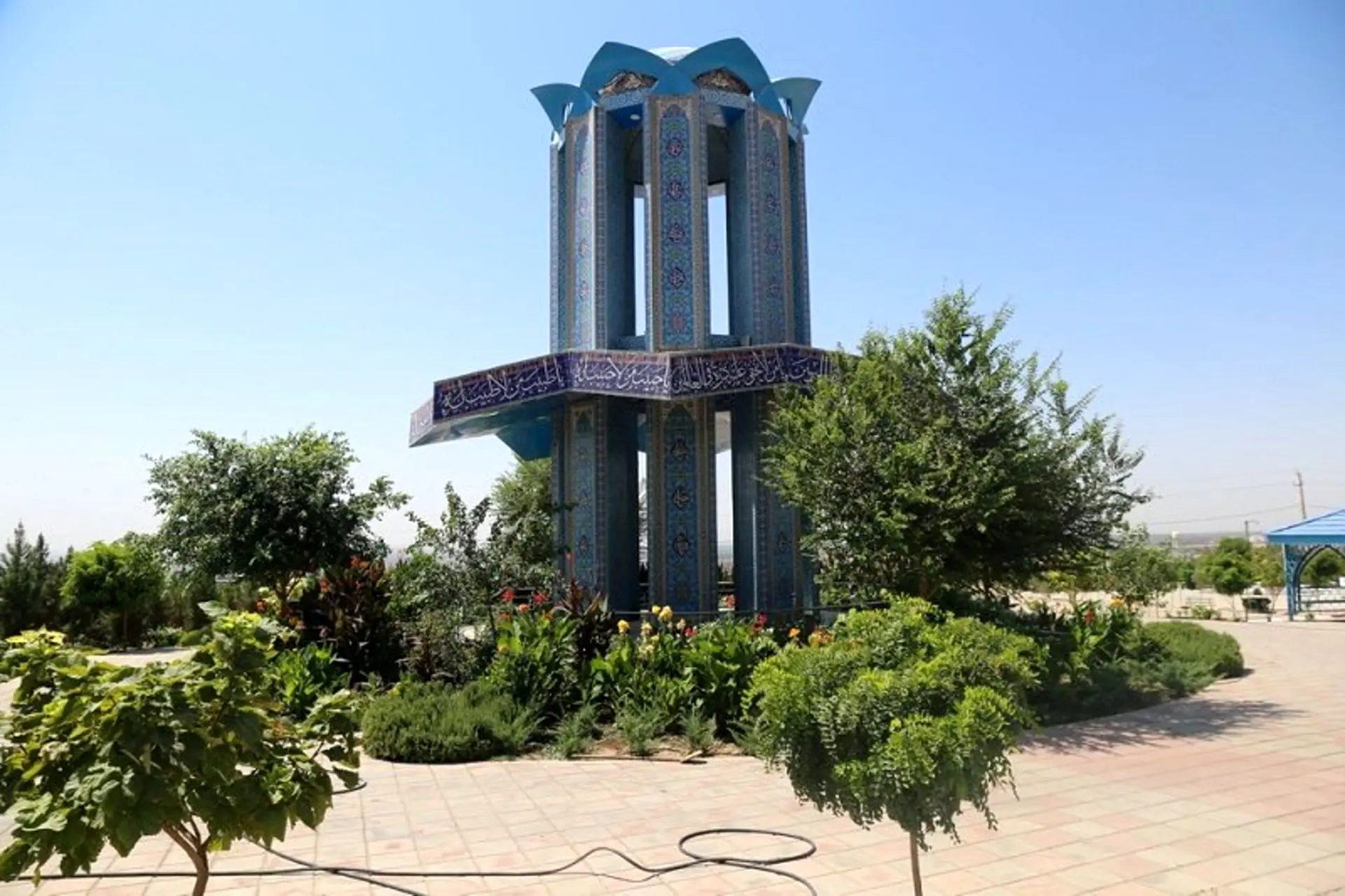 یادمان شهید گمنام بهشت بی بی سکینه؛ منبع عکس گوگل مپ؛ عکاس