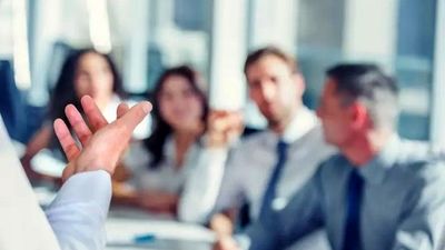 دنون لبنی پارس: لبخندی با طعمی به‌یادماندنی