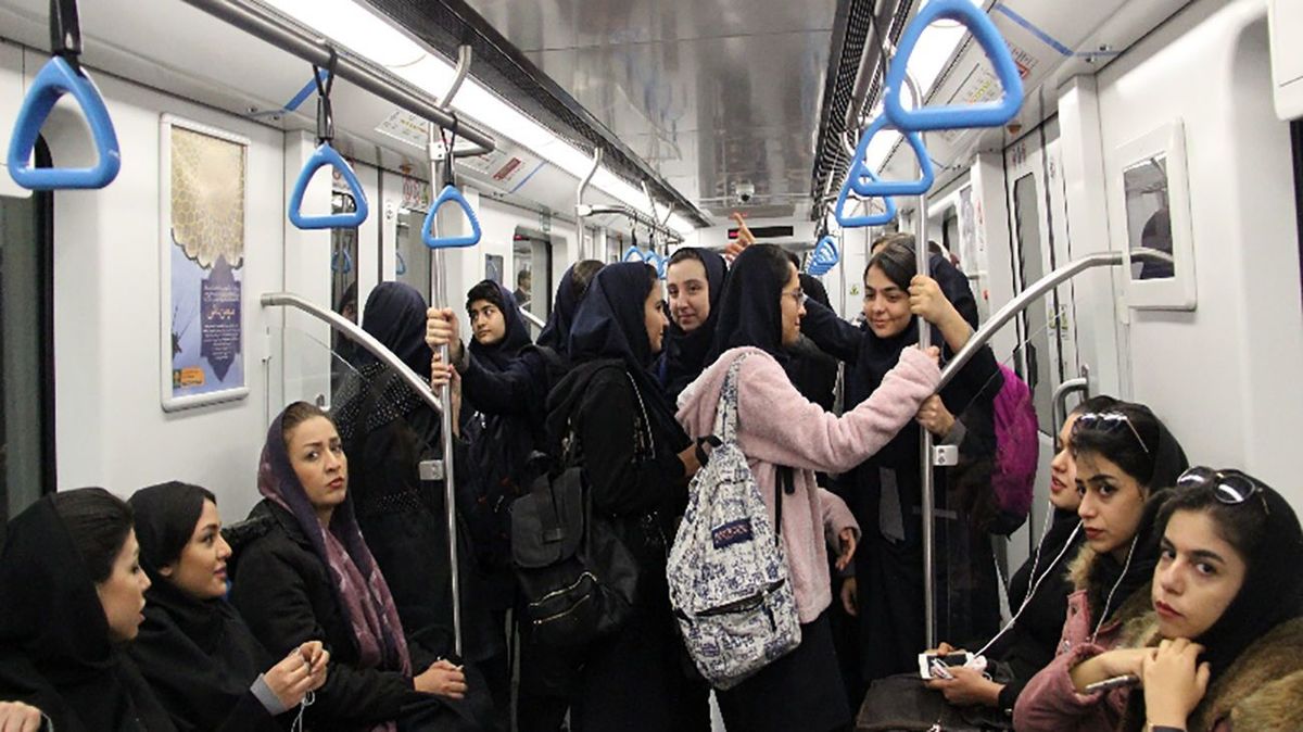 جزئیات رایگان شدن اتوبوس و مترو برای دانشآموزان