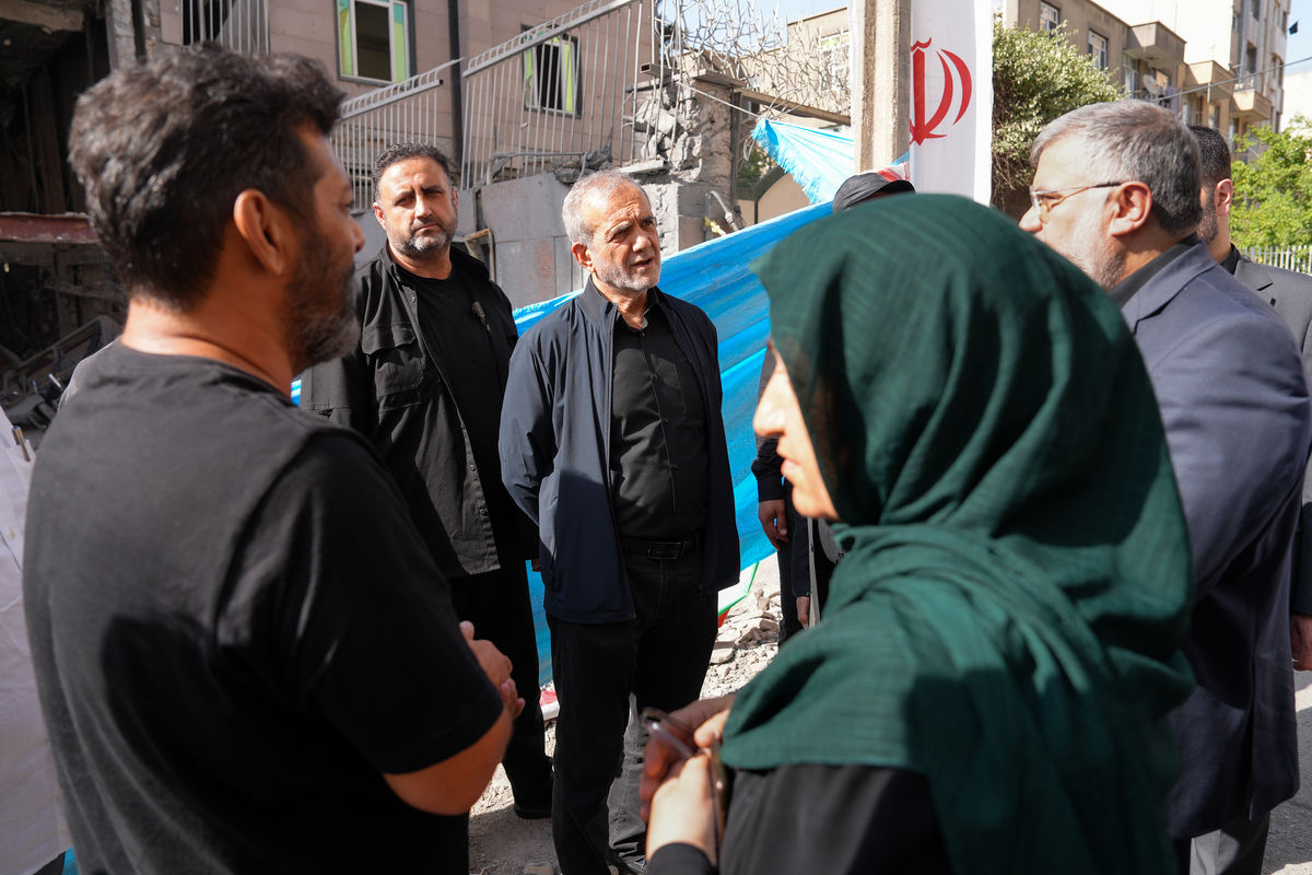 بازدید پزشکیان از مناطق آسیب‌دیده