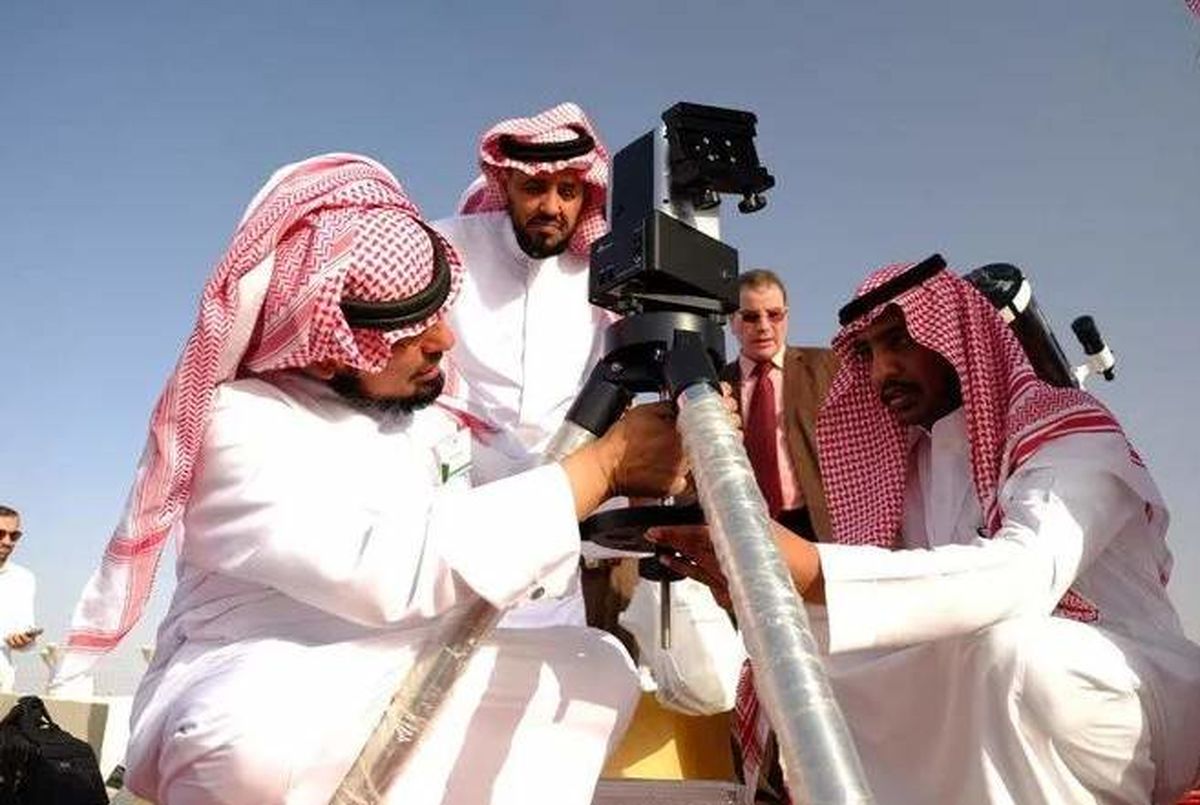 چند کشور عربی چهارشنبه را روز عید فطر اعلام کردند