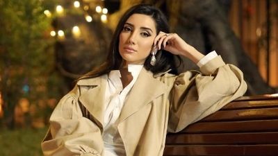 بیوگرافی سارا بلاگر معروف + زندگی شخصی و عکس‌ها
