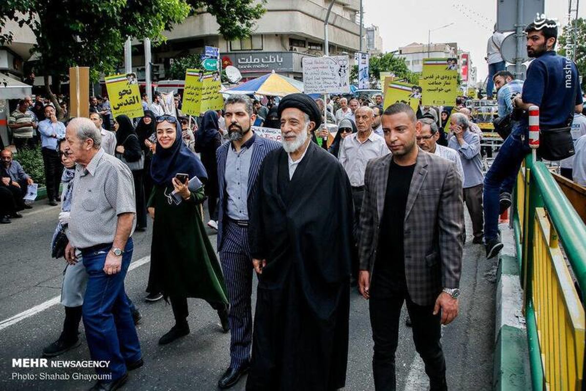 تصاویر جدید از برادر رهبر انقلاب در یک مراسم