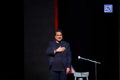 گزارش تصویری اختصاصی روزنامه هفت‌صبح از کنسرت همایون شجریان در اصفهان