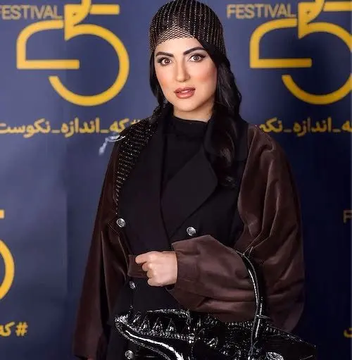 هلیا امامی در اختتامیه جشنواره ۲۵