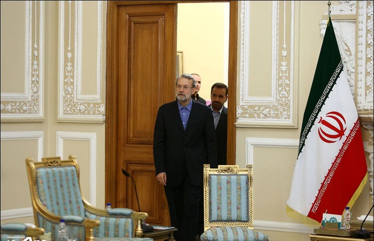 گمانهزنی درباره دلایل رد صلاحیت علی لاریجانی
