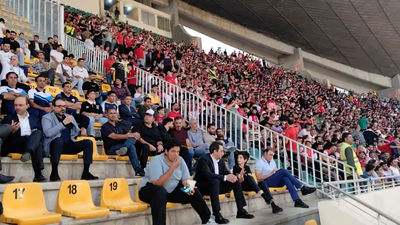 چادرملو صفر- پرسپولیس صفر؛ یک برزیلی مانع پیروزی پرسپولیس