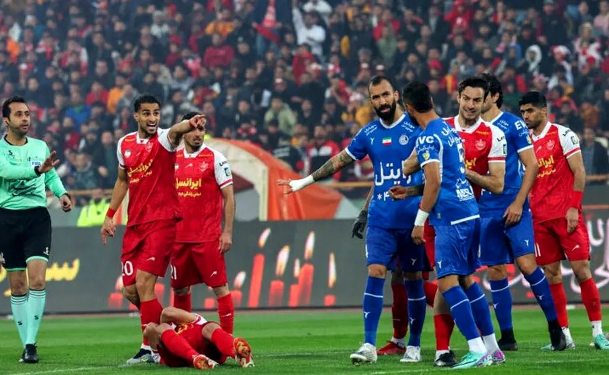 پرسپولیس و استقلال در دربی