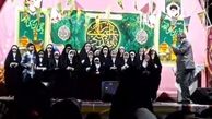 حمله وحشتناک یک تماشاچی به مجری برنامه مذهبی (ویدیو)
