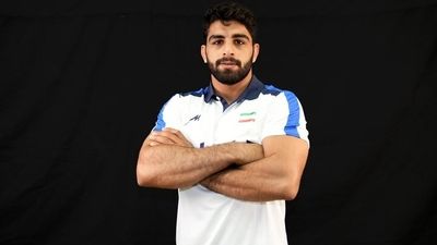 غلامرضا فرخی اولین طلای کشتی فرنگی ایران را صید کرد
