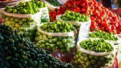  چه افرادی نباید گوجه سبز بخورند؟ 