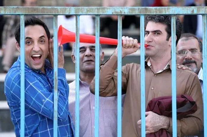 نگاهی به چیدمان شاهانه و سنتی منزل «هوتن شکیبا» حبیب عاشق سریال لیسانسه‌ها/ از مبلمان مدرن و پرده‌های اعیانی تا ویوی ابدی و کتابخانه