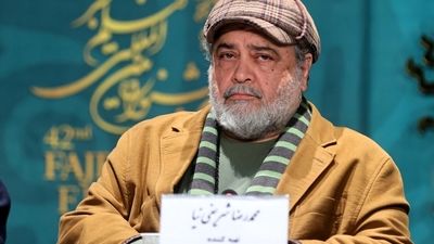 فیلم همکاری مشترک رهبر انقلاب با بازیگر سرشناس