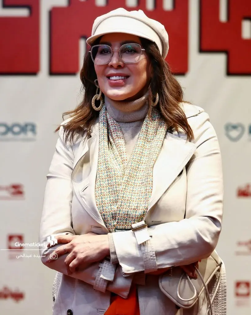 استایل کرمی لیلا بلوکات